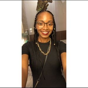 Meet your Posher, Ayanna